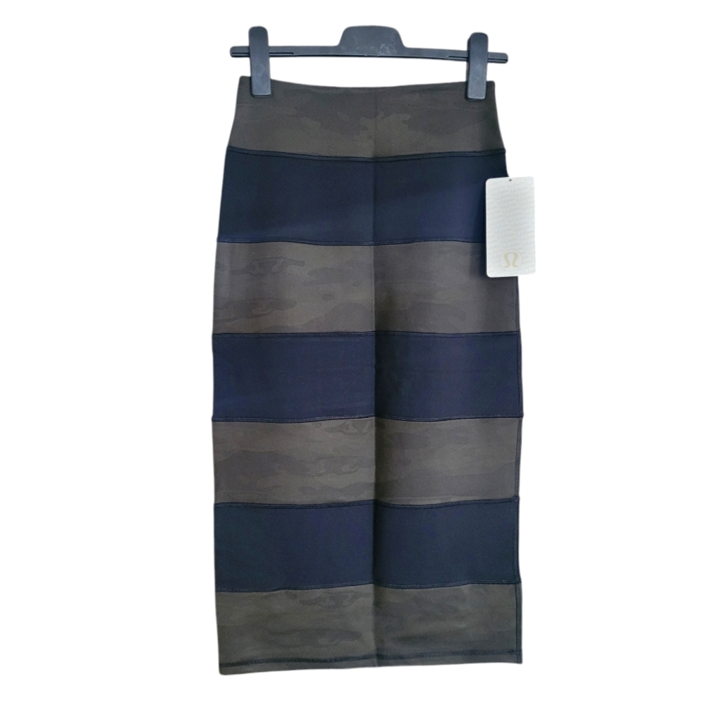 NWT Lululemon Yoga over skirt,Midi,camo print,stretch,6